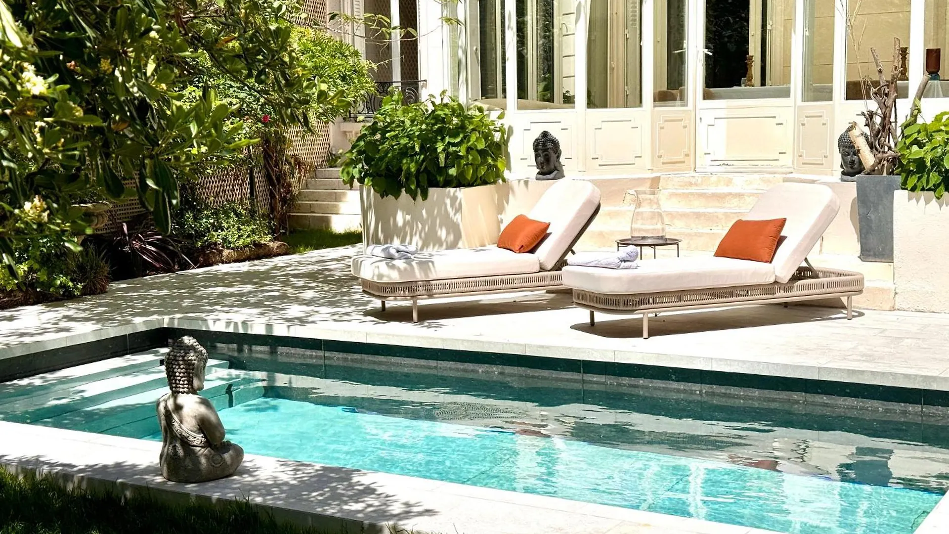 Villa Mande Paris 0*,